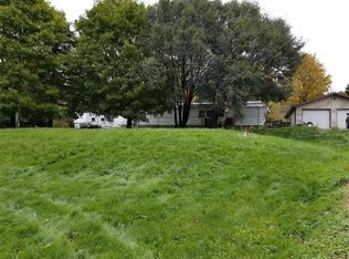 331 Rochester Rd, Zelienople, PA 16063