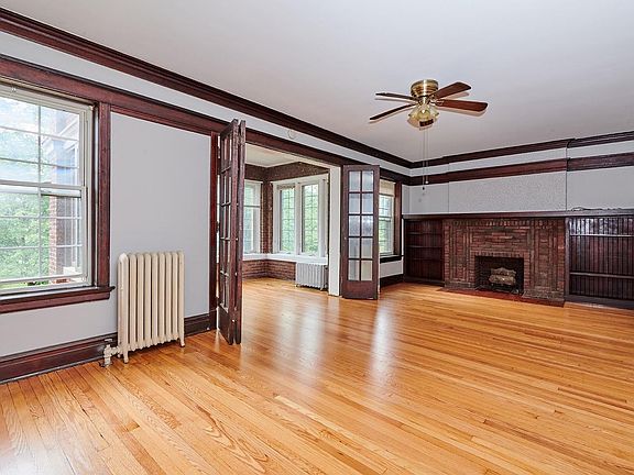 5th image of 5436 W Ferdinand St #2E