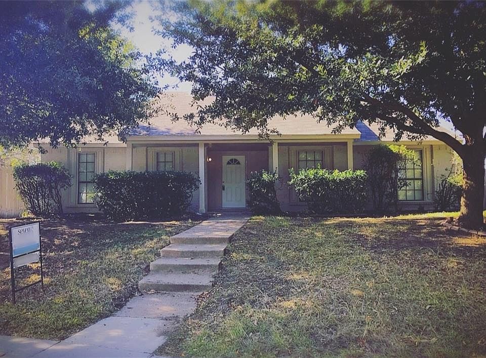 1st image of 3726 Yaupon Dr