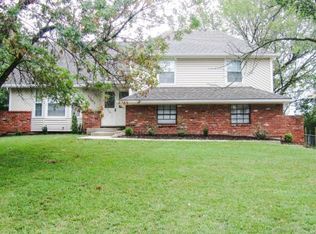 9845 Melrose St, Overland Park, KS 66214