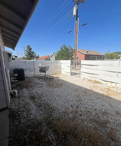 714 N Mesa Ave #A — Photo 8