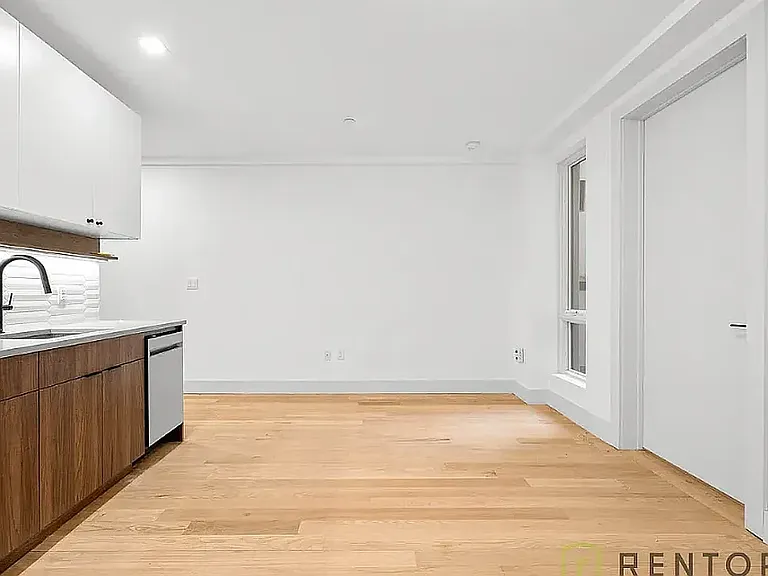 319 Lenox Rd #3D — Photo 7