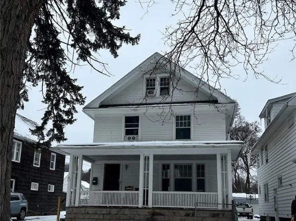 65 Strong St, Rochester, NY 14621