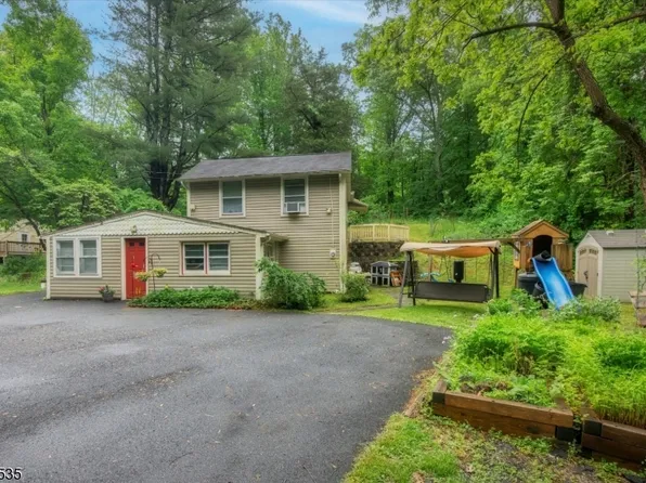 21 Greendale Rd, Andover Twp., NJ 07860