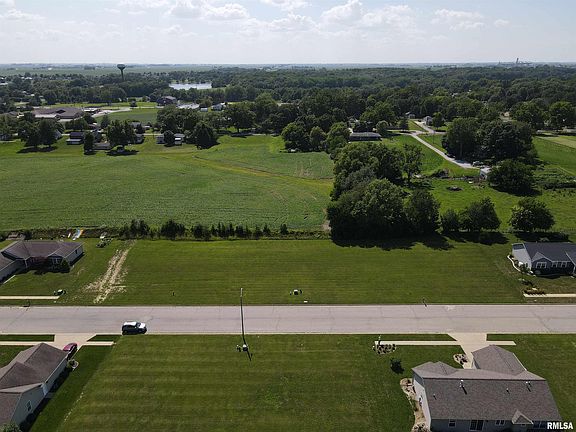 4th image of 13 Parkview Dr