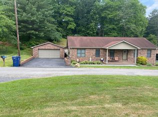 104 Northwoods Rd, Middlesboro, KY 40965