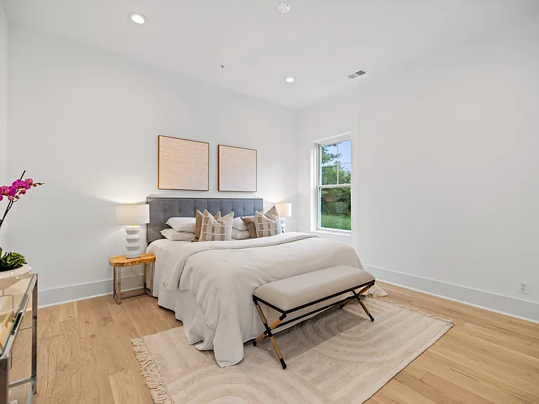 8609 Woodbrook Ln — Photo 18