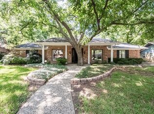 2904 Kircaldy Ct, Arlington, TX 76015