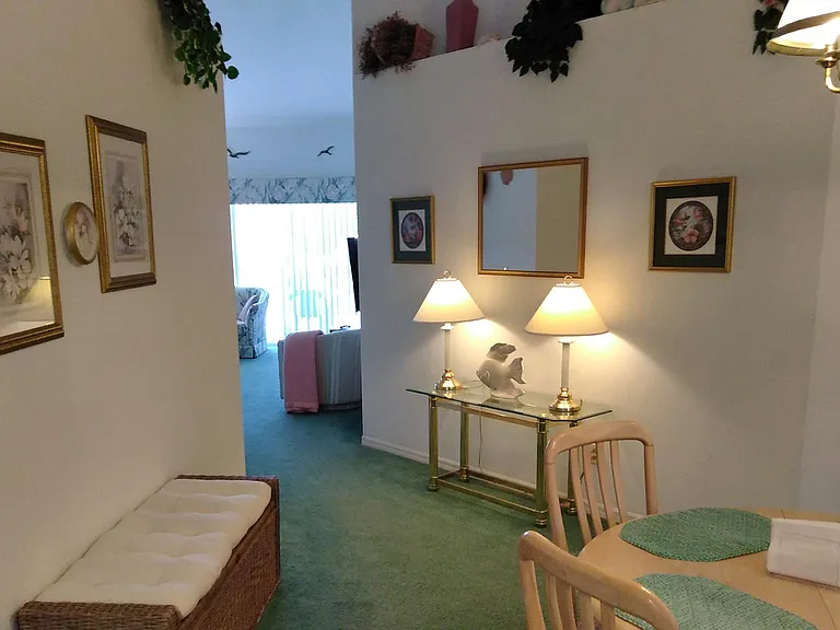 582 Windsor Sq #201 — Photo 27
