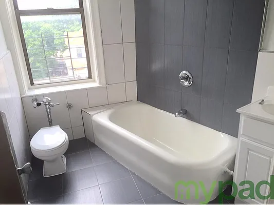 Rented by My Pad Real Estate LLC | media 5