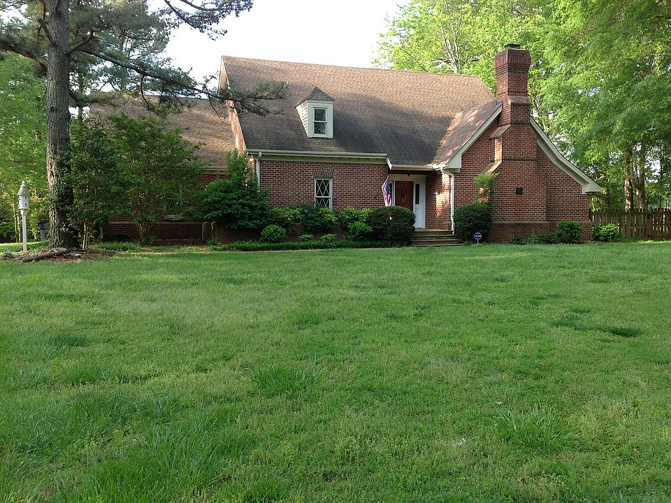2nd image of 2533 Countrywood Rd