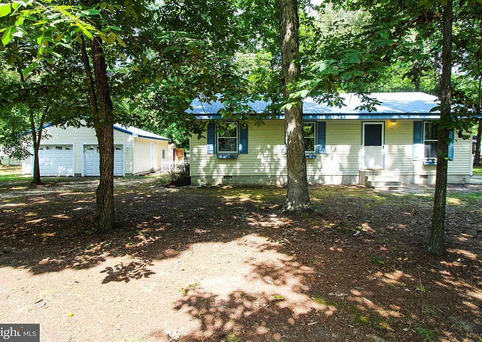 1st image of 27252 Clipper Dr