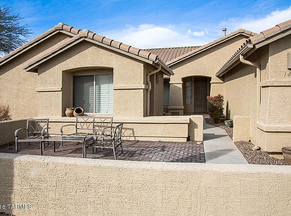 2nd image of 1439 N Old Adobe Dr