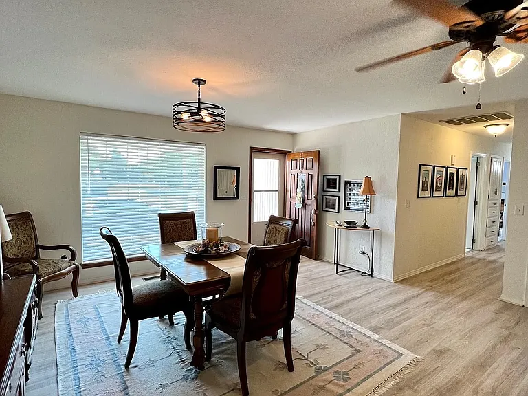 2902 Candlestick Ln — Photo 7