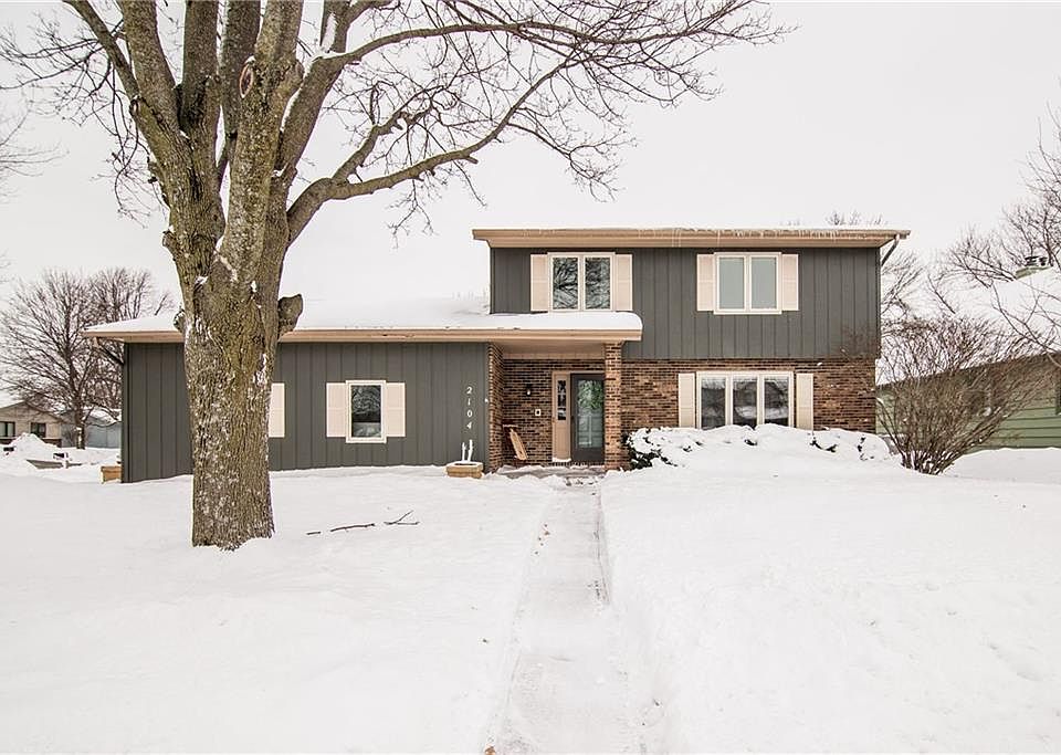 1st image of 2104 Polk Dr
