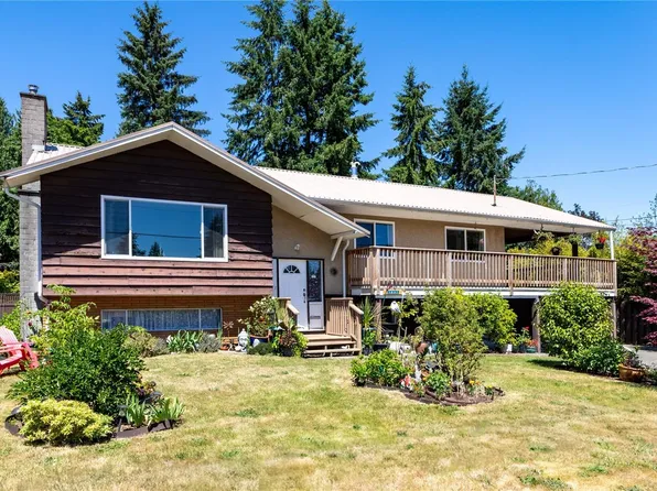 1031 16th St, Courtenay, BC V9N 1X8