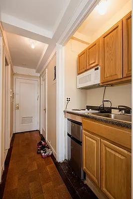 Rented by Corcoran | media 17