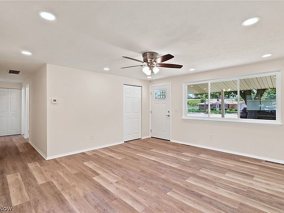 2nd image of 461 Augdon Dr