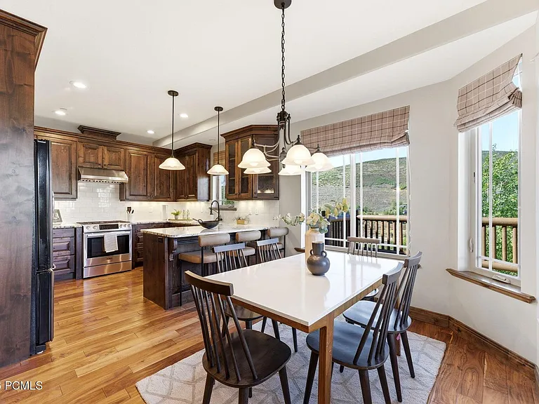 3286 Lower Saddleback Rd — Photo 6