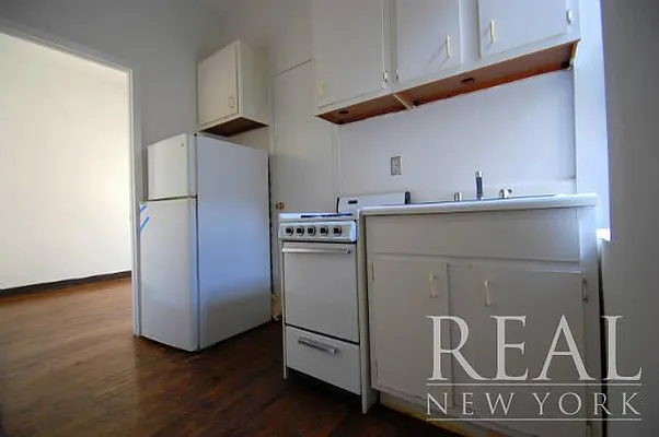 Rented by REAL New York | media 3