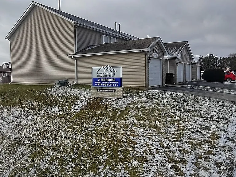 386 Amphitheater Dr — Photo 41