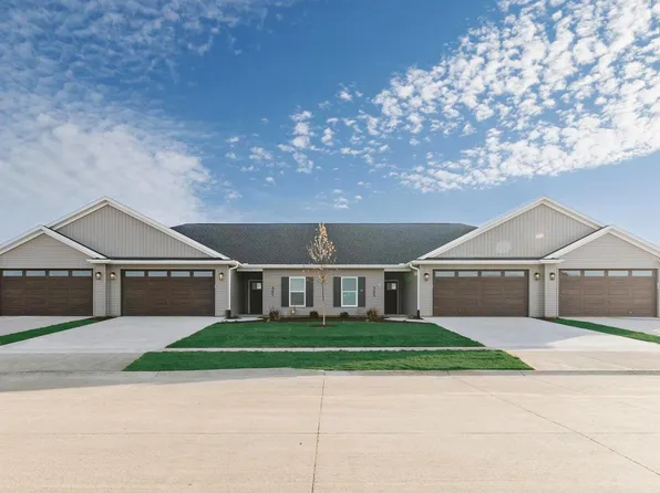 361 E Donahue St, Eldridge, IA 52748