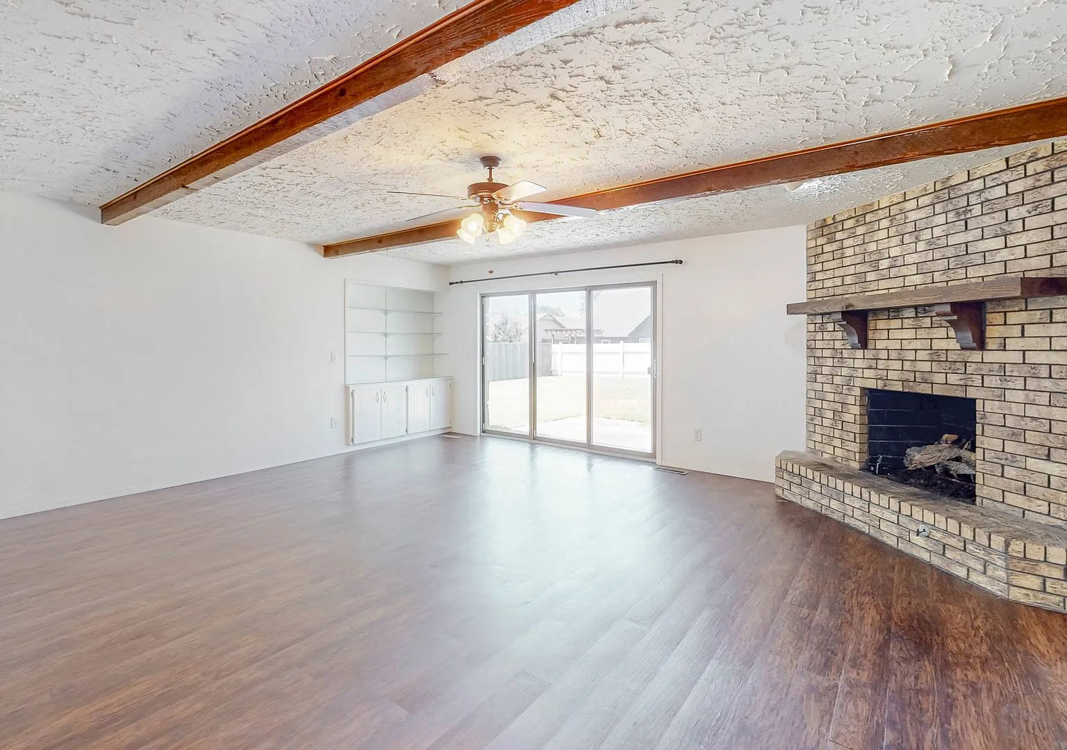 Beautiful Home Coming Soon in the Heart of Broken Arrow! — Photo 3