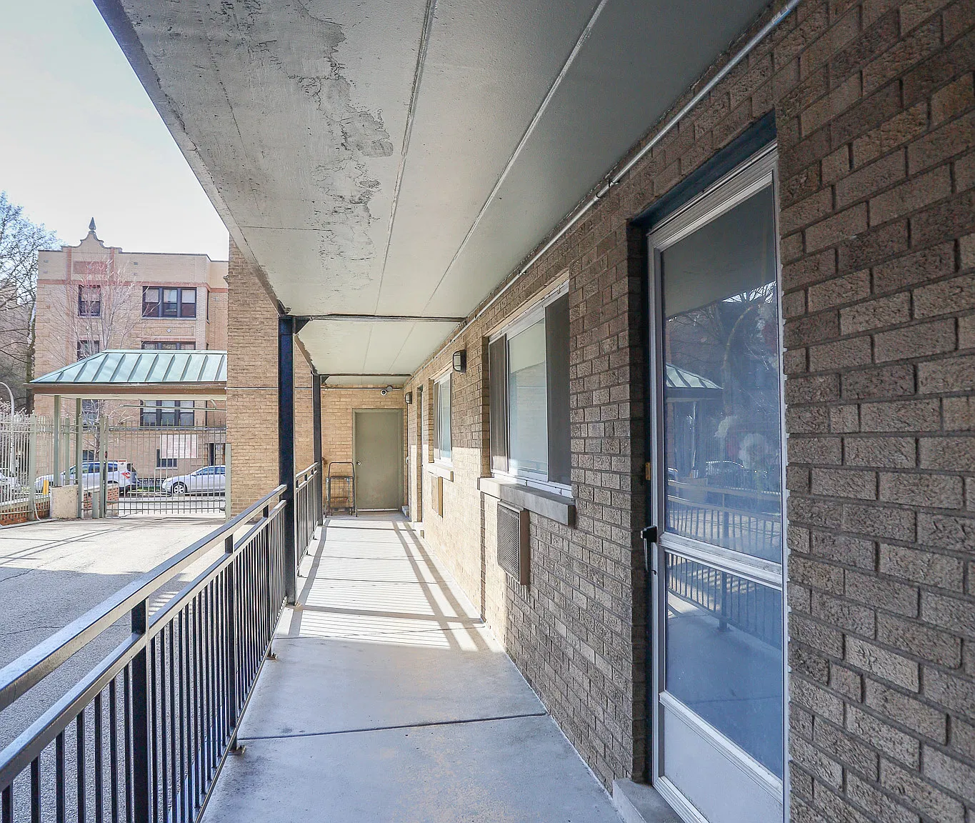 1 bed, 650 sqft, $1,750 — Photo 3