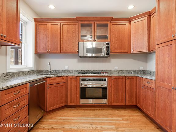 5th image of 6128 W Warwick Ave