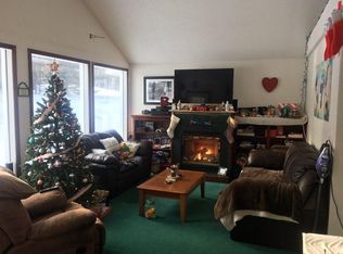 5202 Eagle Lake Rd, Duluth, MN 55803