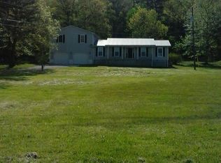 1320 Gabbardtown Rd, Berea, KY 40403