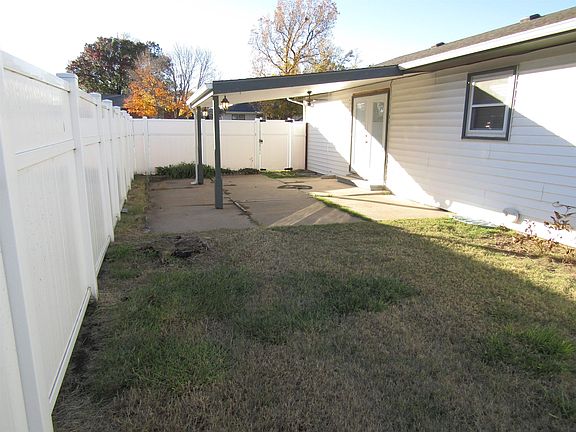 5th image of 2651 E Key Ave