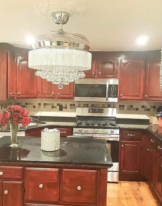 1st image of 602 1st Ave #1A