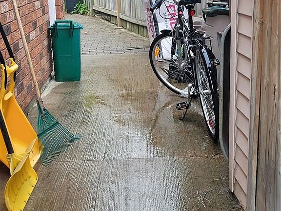 4th image of 9 Valley Rd