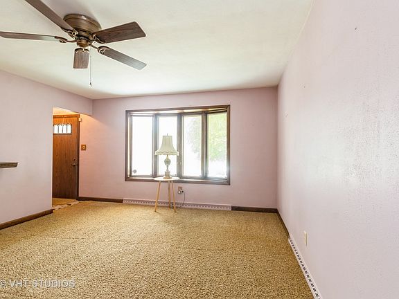2nd image of 743 Newell Ave