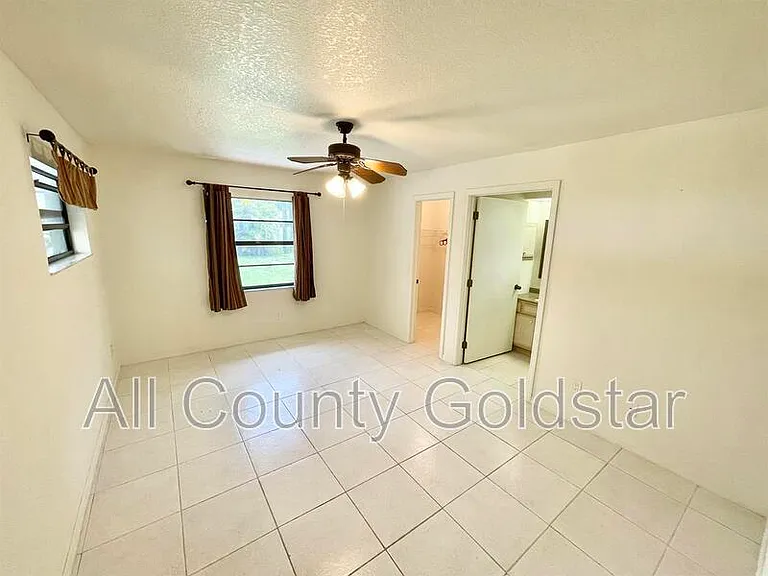 23185 Nancy Ave — Photo 5