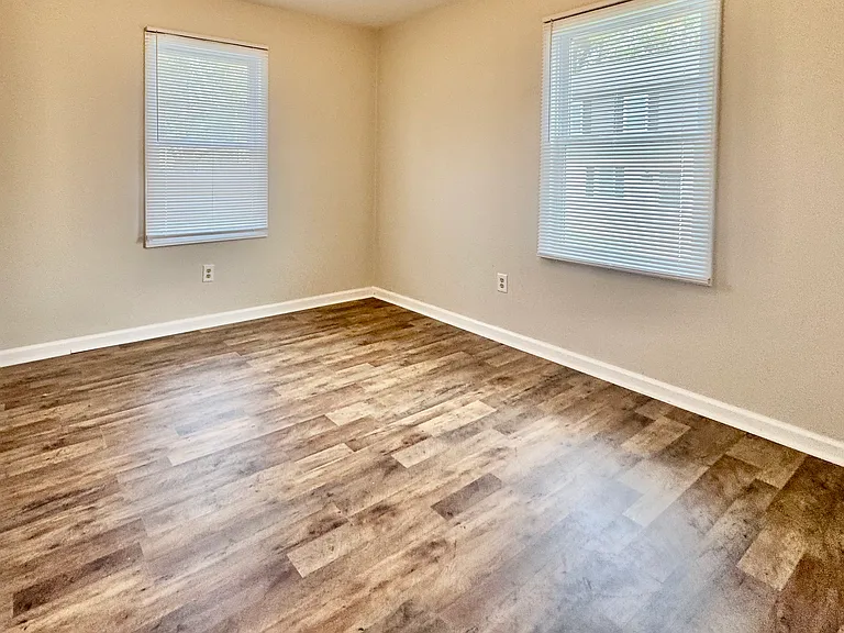 2906 Cara Ct — Photo 24