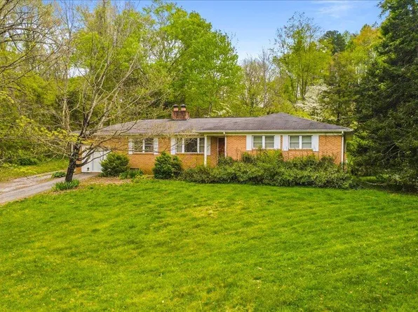 1851 Seals Rd, New Tazewell, TN 37825