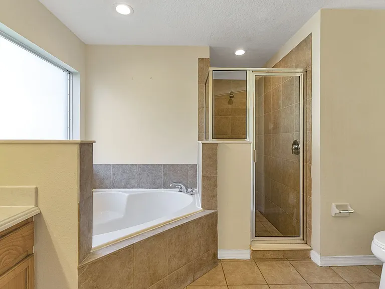 5604 Florence Harbor Dr — Photo 19