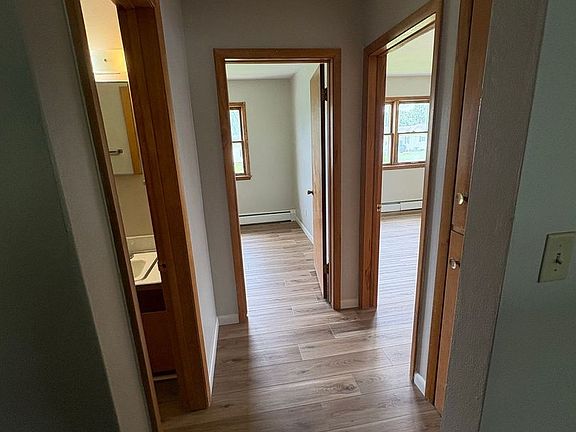 5th image of 335 E Elder St #8