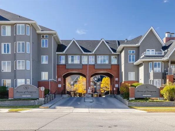 15 S Everstone Dr SW #237, Calgary, AB T2Y 5B5