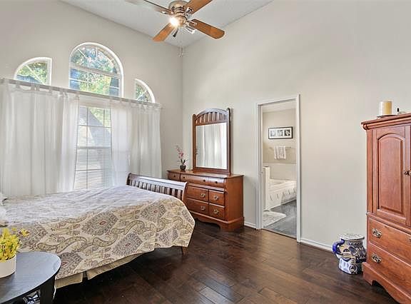 2nd image of 6123 Richwater Dr