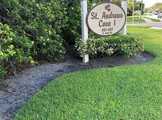 629 N Keene Rd #T-2, Clearwater, FL 33755