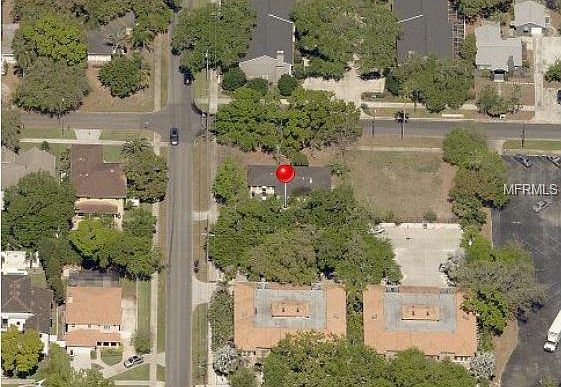 2nd image of 3820 W Horatio St