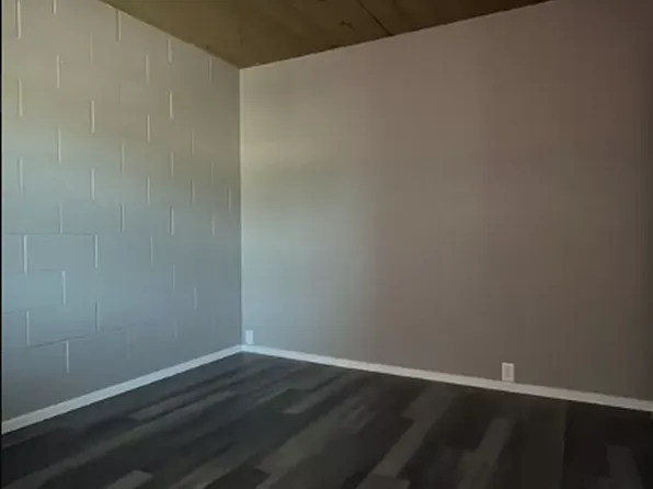 1330 F St, Lincoln, NE