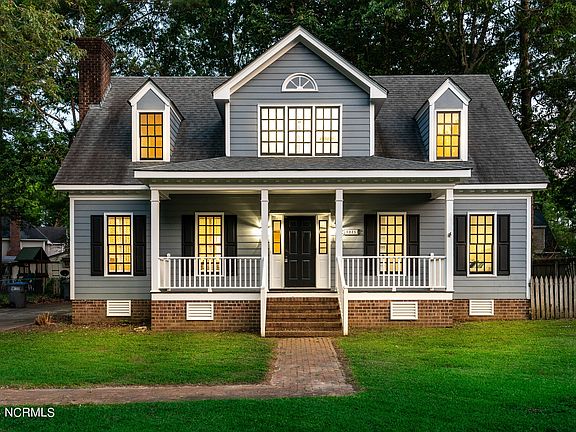 2nd image of 3925 Crosswinds Drive