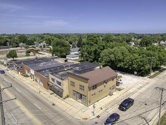 2nd image of 3401 Douglas AVENUE