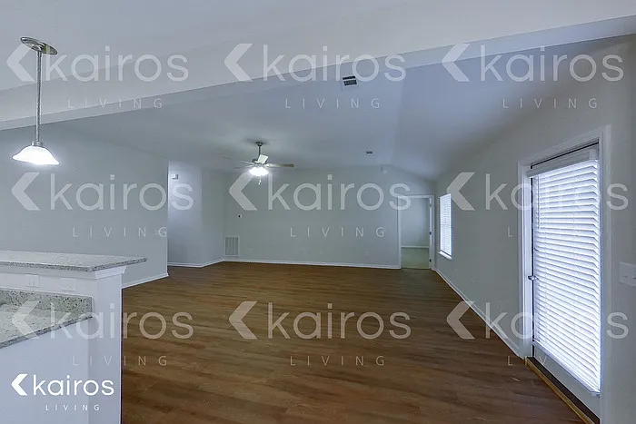 822 Heather Dr — Photo 7