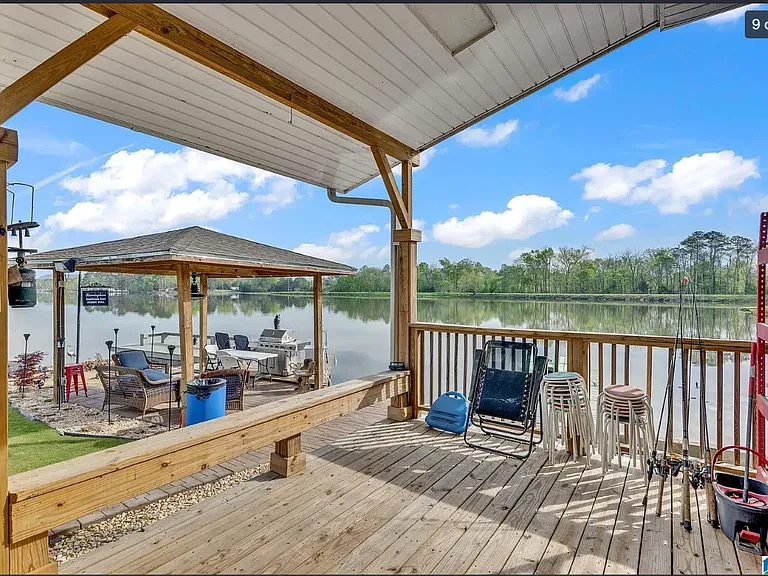 146 Shore Dr — Photo 15