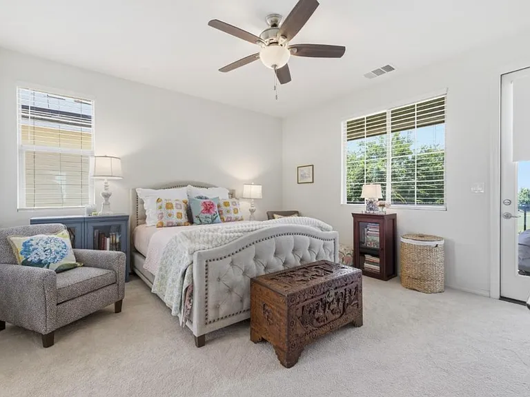 3712 Windermere St — Photo 6